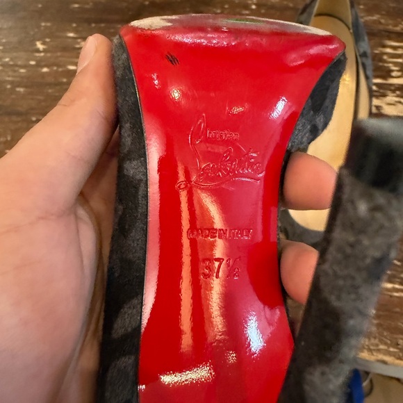 Christian Louboutin Iriza Grey Camo Flannel D'Orsay Pumps | 37.5 - Picture 3 of 4